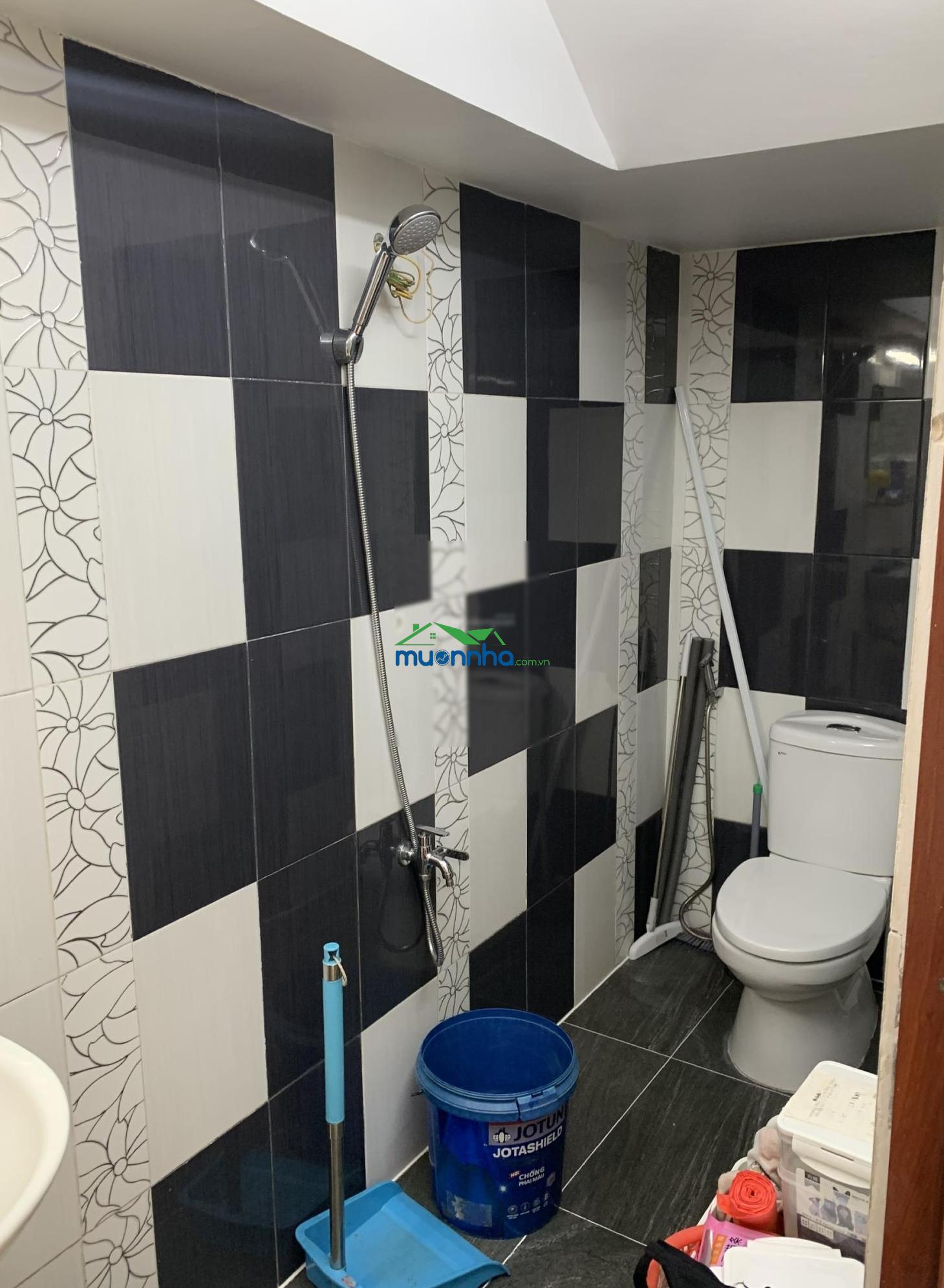 Hạ giá nhà căn góc đường số 12 bình hưng hoà bình tân, 74m2, 4 tầng 4pn 5wc, lh 0931 767 ***