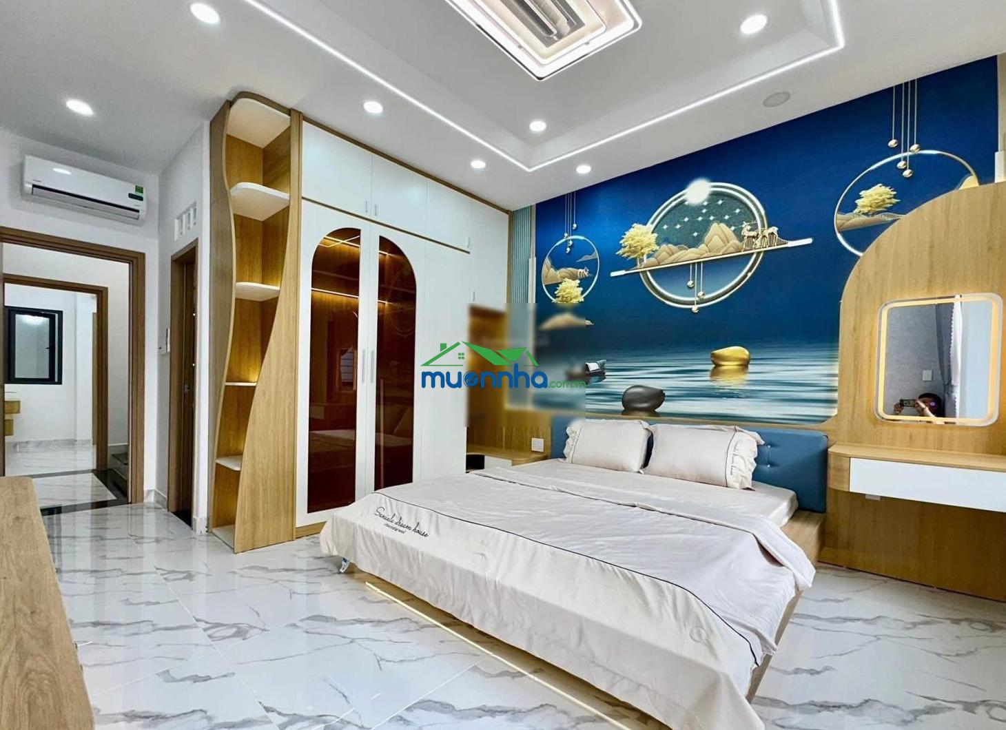 Chú hoài bán gấp nhà phan huy thực, q7. giá:6tỷ/ 4mx17m(68m2). 3lầu. sổ sẵn sang tên cc trong ngày