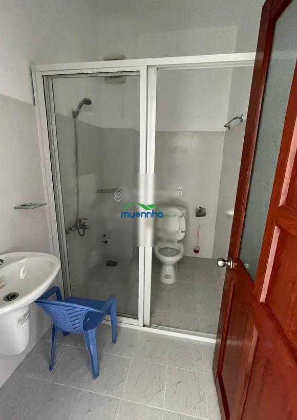 Kẹt vốn bán nhanh 2 tỷ 990. nhà 68.2m2 xây 1 trệt 2 lầu, sau giga mall thủ đức. hẻm 6m, sổ sẵn - 4