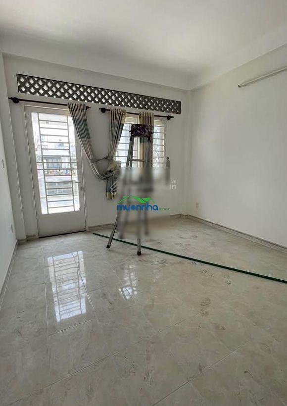 Kẹt vốn bán nhanh 2 tỷ 990. nhà 68.2m2 xây 1 trệt 2 lầu, sau giga mall thủ đức. hẻm 6m, sổ sẵn - 2