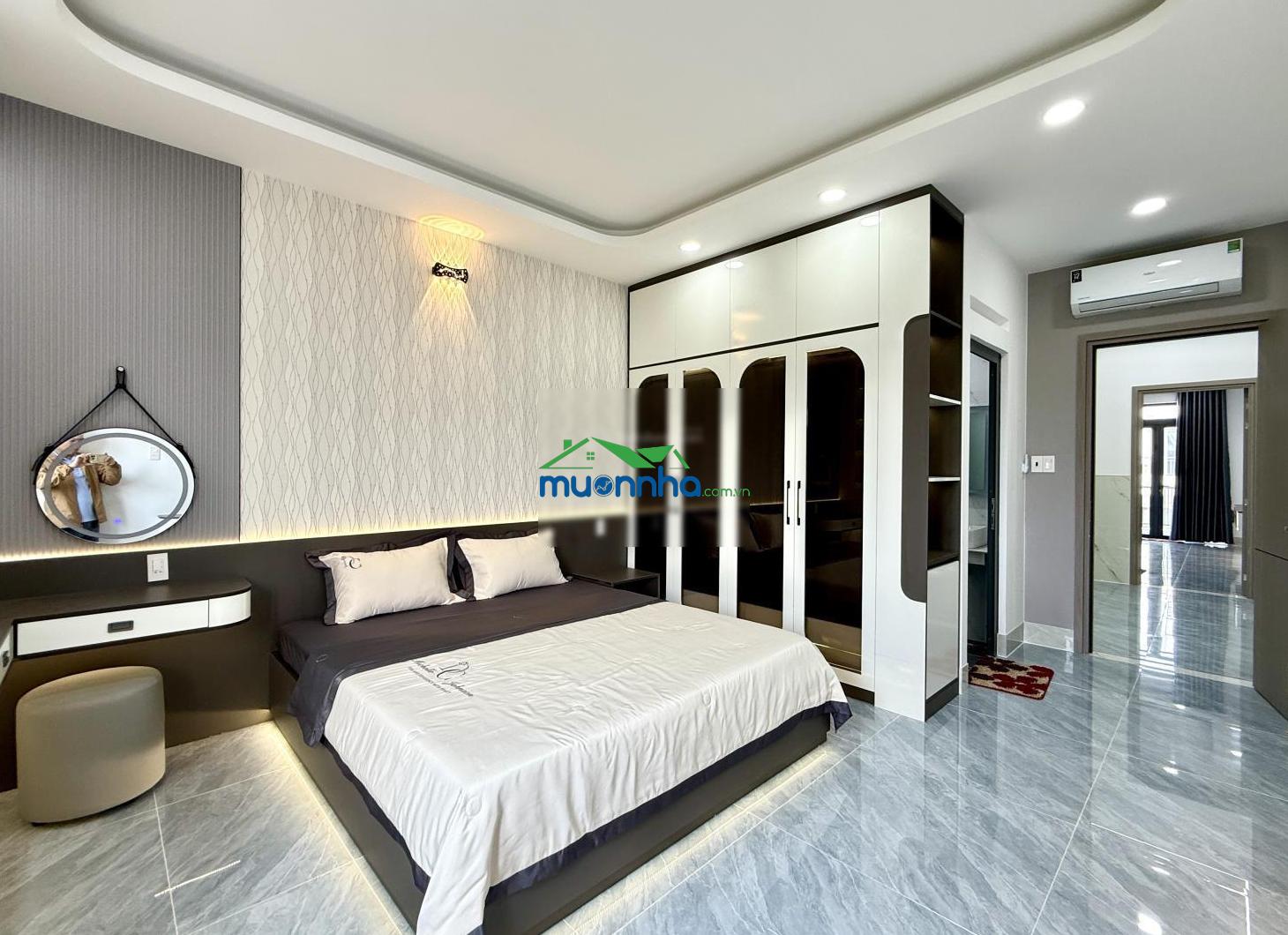 Nhà có thang máy, sát bên cụm trường học, dt: 4x20m, lửng, 3 lầu, 4pn, hướng đông nam, 7.95 tỷ - 2