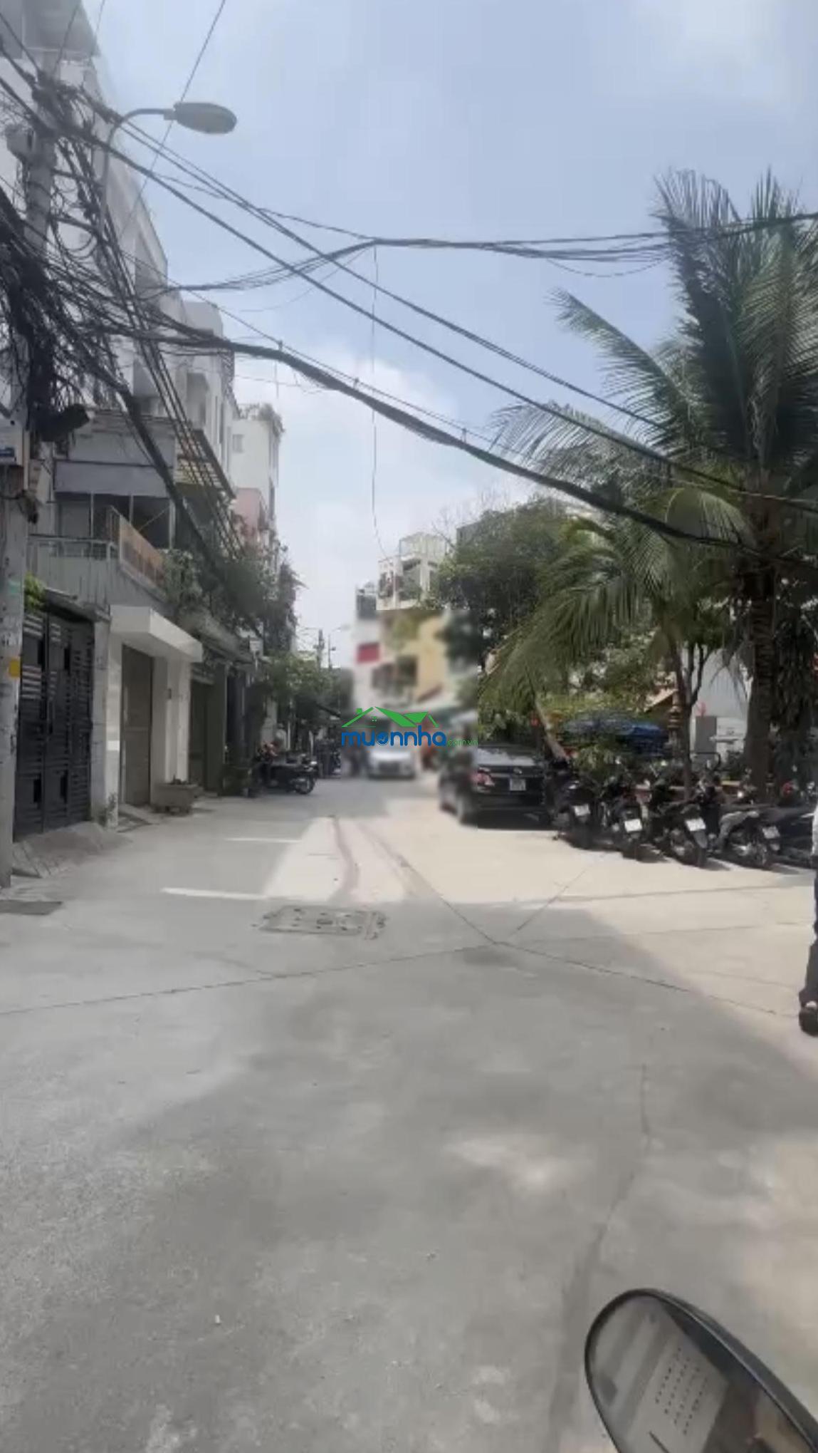Bán nhà hẻm xe hơi mặt tiền công viên nội bộ lê quốc hưng