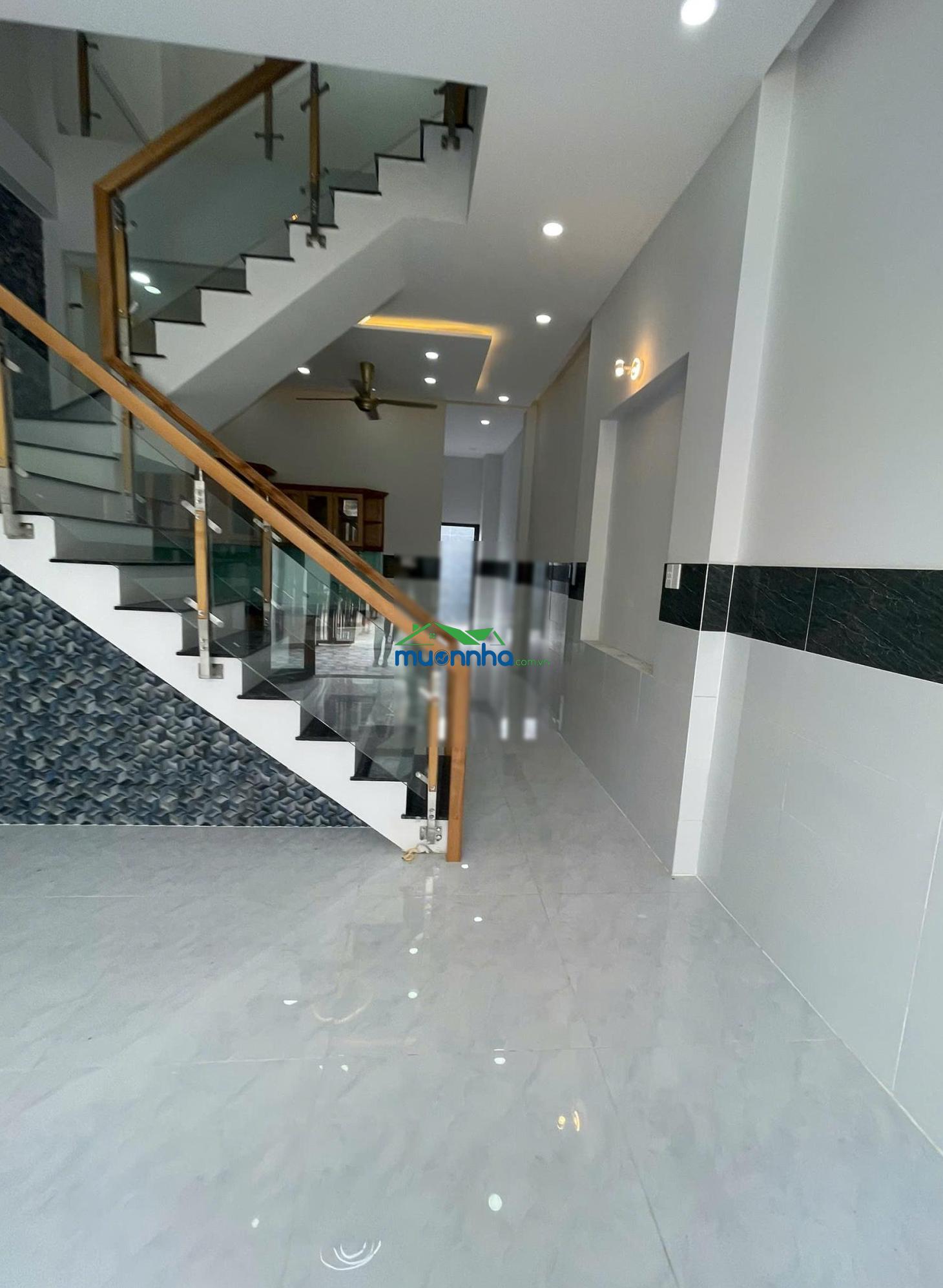 Bán gấp nhà 1 trệt 1 lầu - 1tỷ 230 - 80m2 ngay bx miền tây, bình chánh