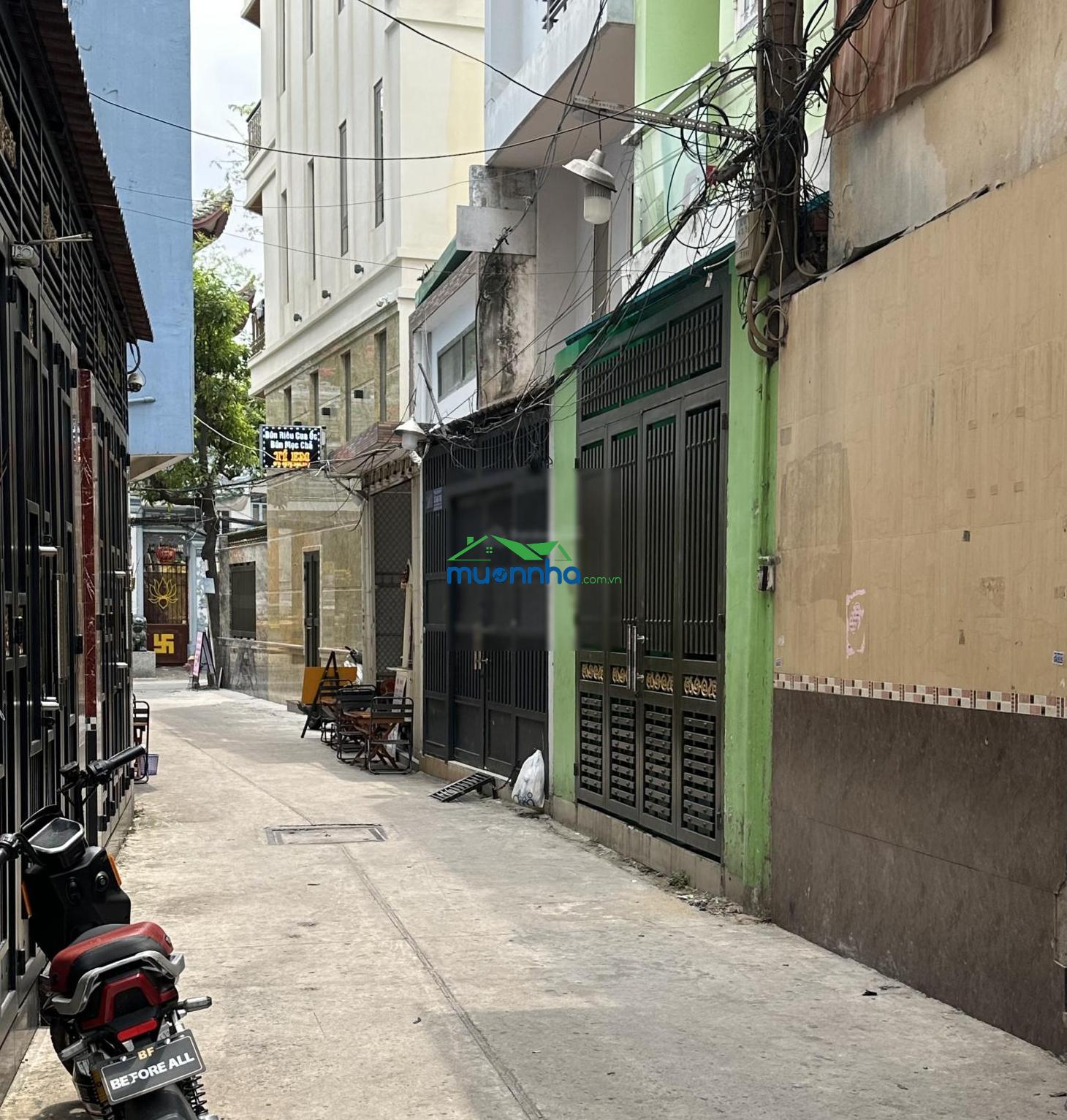 Tân bình lạc long quân, hẻm xe hơi thông, gần lý thường kiệt. ngang 4 x 11, 1 trệt 2 lầu, - - 4