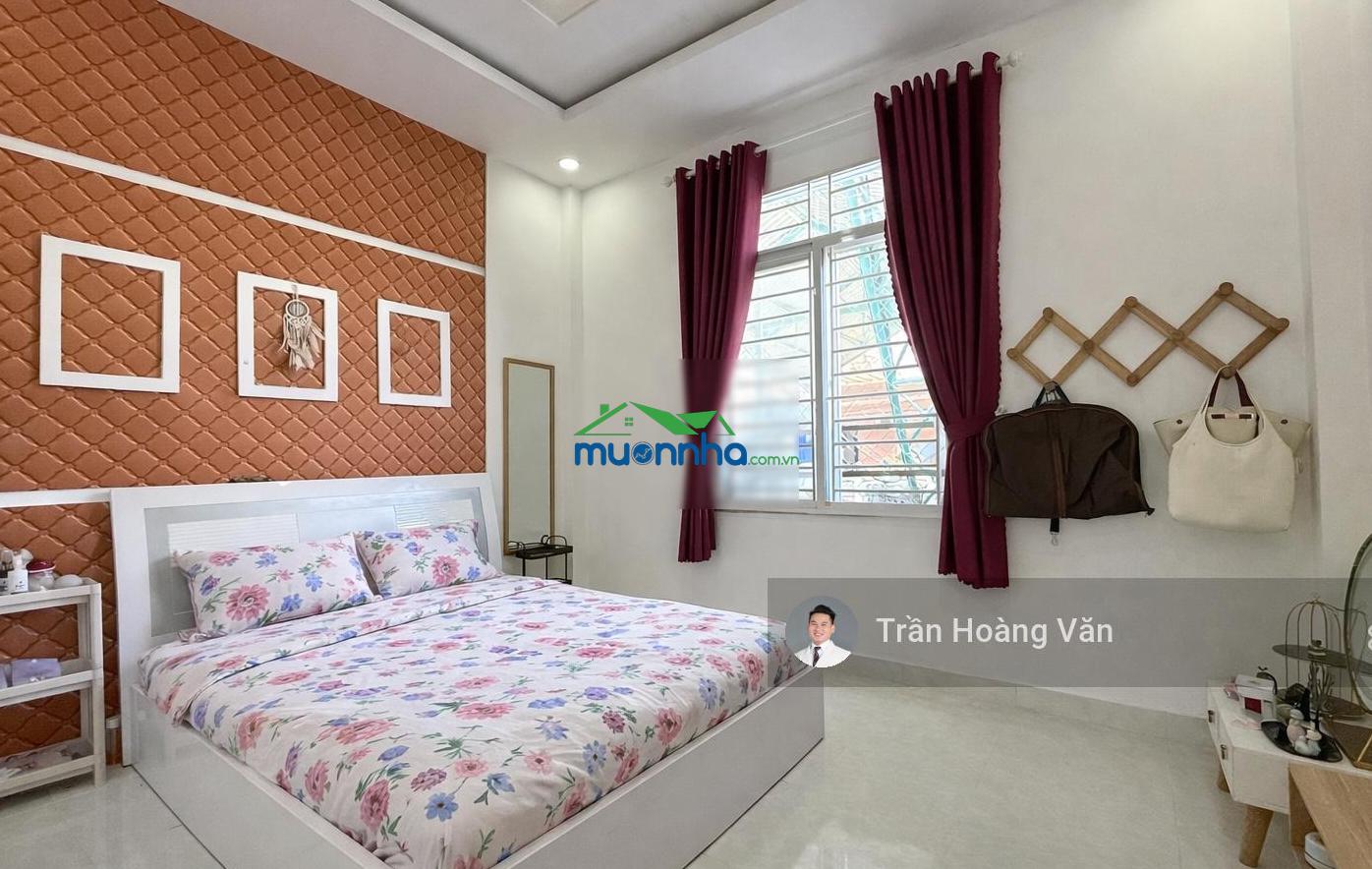 Khu nhà phố đồng bộ 3 tầng full nội thất, có cổng nội khu, gần bờ sông ql13, vạn phúc city