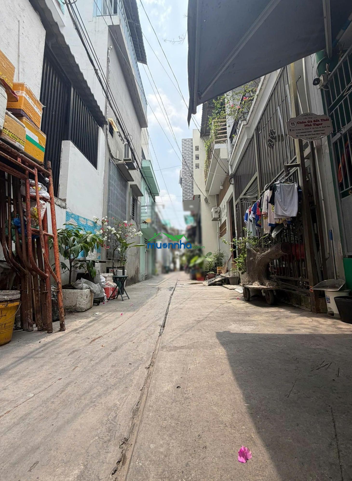 Chỉ 3,75 tỷ - bùi tư toàn, lê cơ - an lạc - q. bình tân - 4,05 x 9m - 1 trệt 1 lửng, 2pn - hẻm 4m