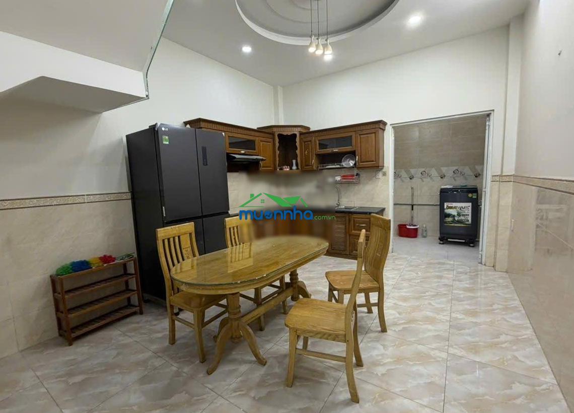 Bán nhà đường nguyễn văn quá q12 - vị trí đẹp 1 trục 1 xẹc hẻm xe hơi - diện tích 4x15 trệt 3 lầu
