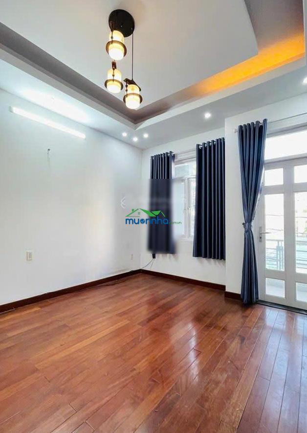 Bán nhà phan huy ích 4 tầng, 5pn, đường 8m có lề đi bộ ra emart - 9 tỷ 2 - 3