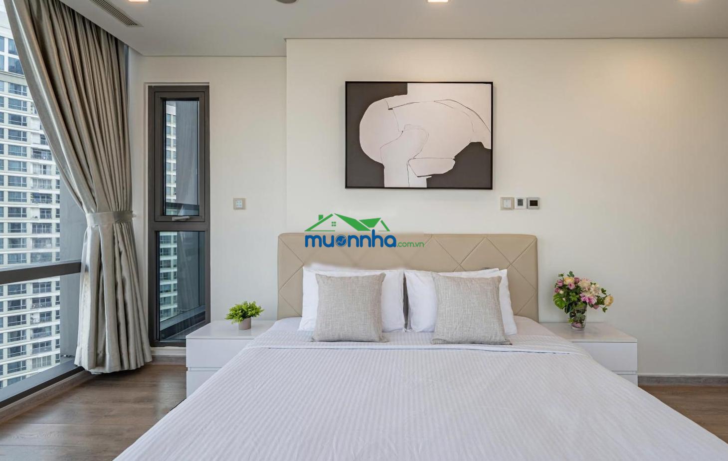 Cho thuê 4pn vòng cung vinhomes toà the landmark 81, giá 75tr dt 172m² full nội thất, lh 0397 383 ***