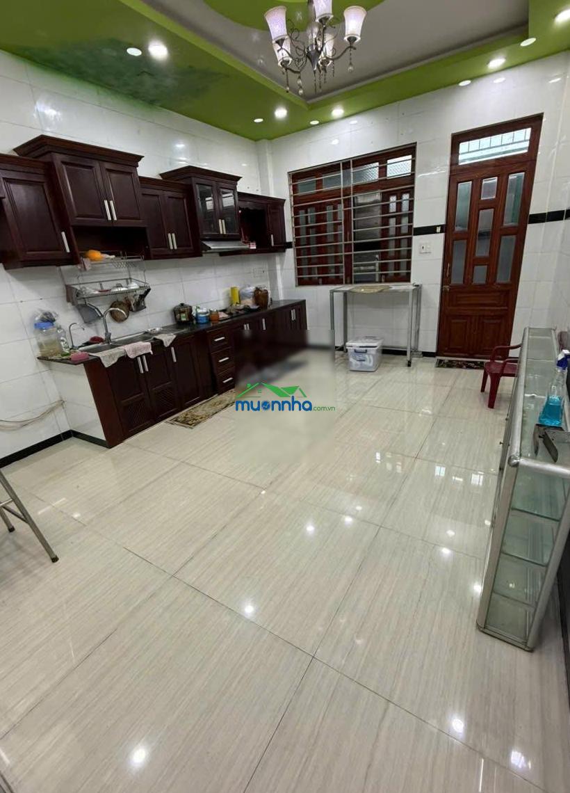 Bán căn nhà khu dân cư bình hưng, kế bến xe quận 8.