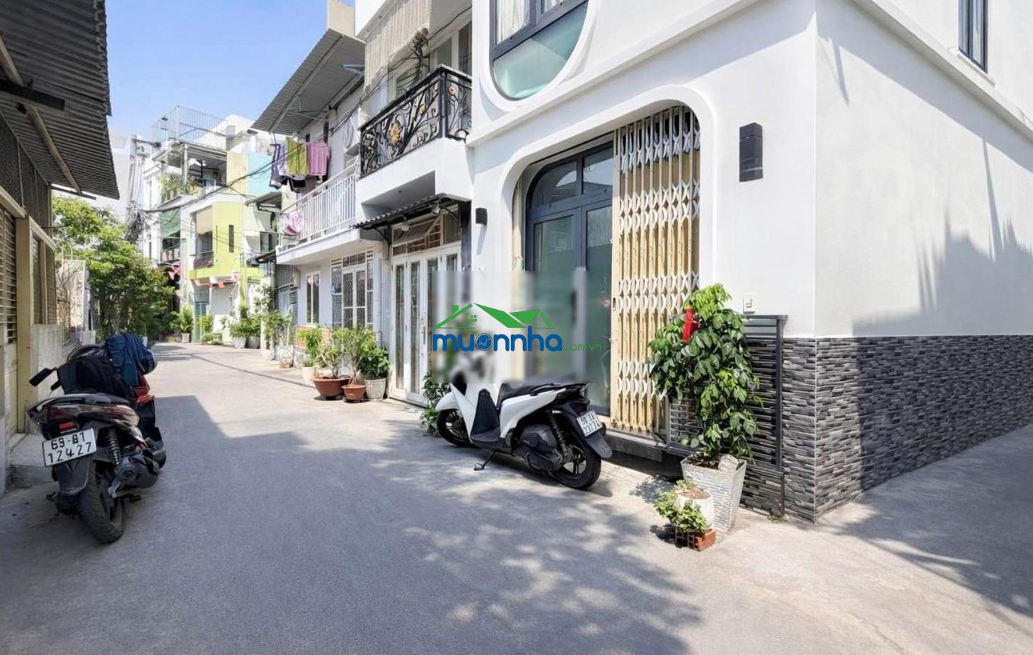 Bán gấp nhà lê quang định p11 q bình thạnh ngang 10m kc: 4t giá bán: 10 tỷ - 3