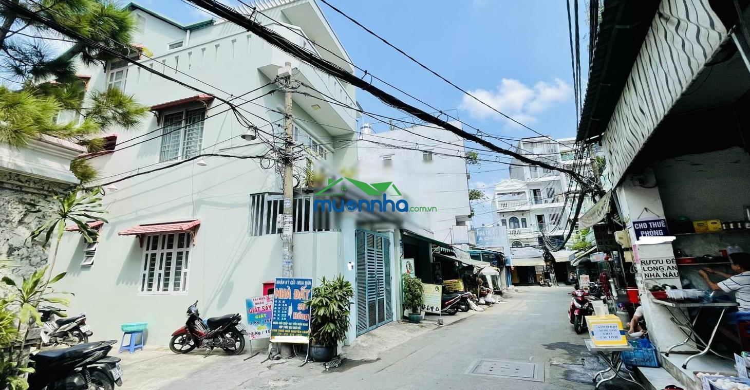 Nhà 3 tầng lô góc-ngay chợ-kinh doanh đỉnh-ngang 5m-65m2-đường 8m - 4