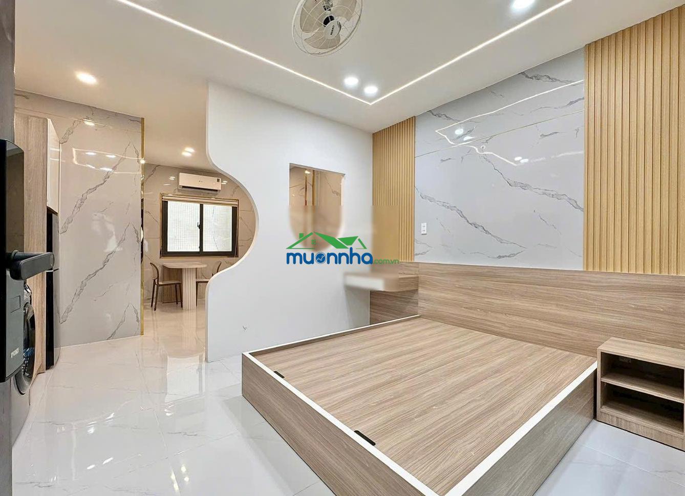 Bán gấp chdv 6 tầng thu nhập 100tr/tháng 150m²