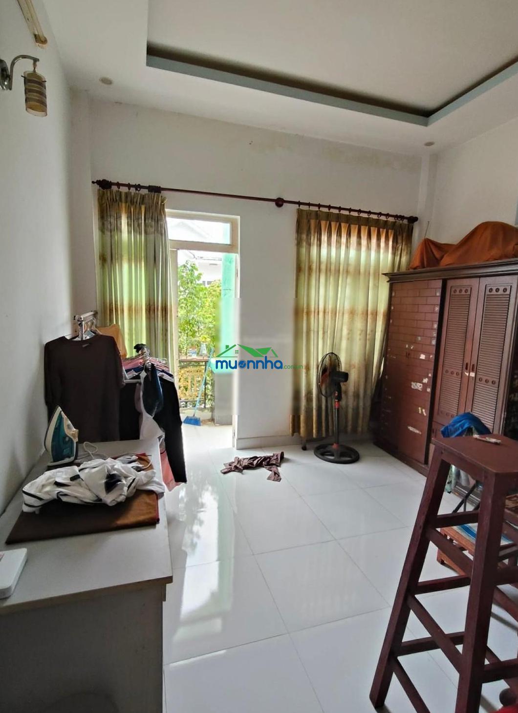 Bán nhà ở ngay 2 tầng lầu đường 7m ô tô tránh đào tông nguyên nhà bè tp hcm 115m2, chỉ nhỉnh 6 tỷ - 2