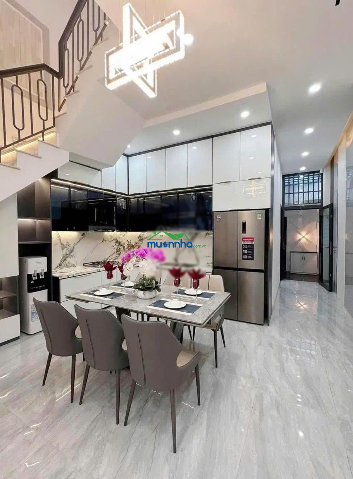 Chính chủ bán gấp nhà 6x20 có 1 lầu giá 950 triệu. đường trần đại nghĩa, gần vòng xoay an lạc
