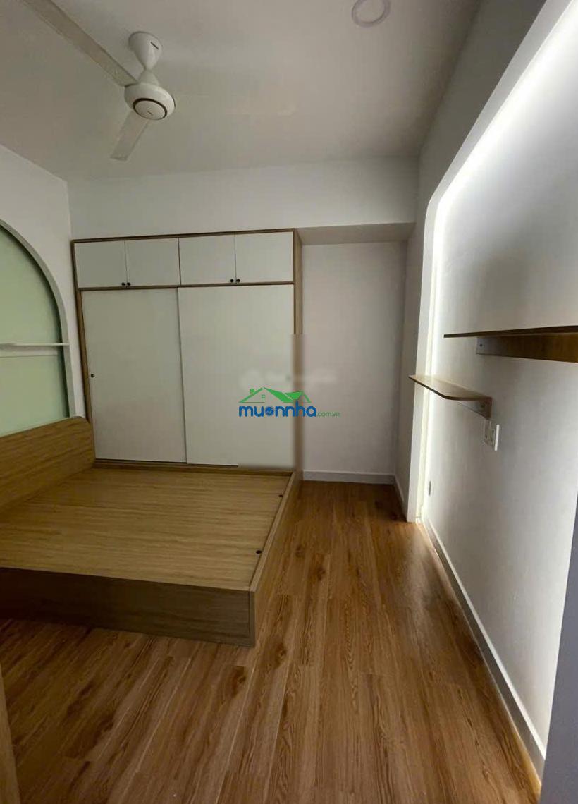 Tôi là chủ nhà: cần bán gấp chdv 80tr/th 11pn khép kín có thang máy hẻm ngắn xe hơi vào sát q1 200m - 2