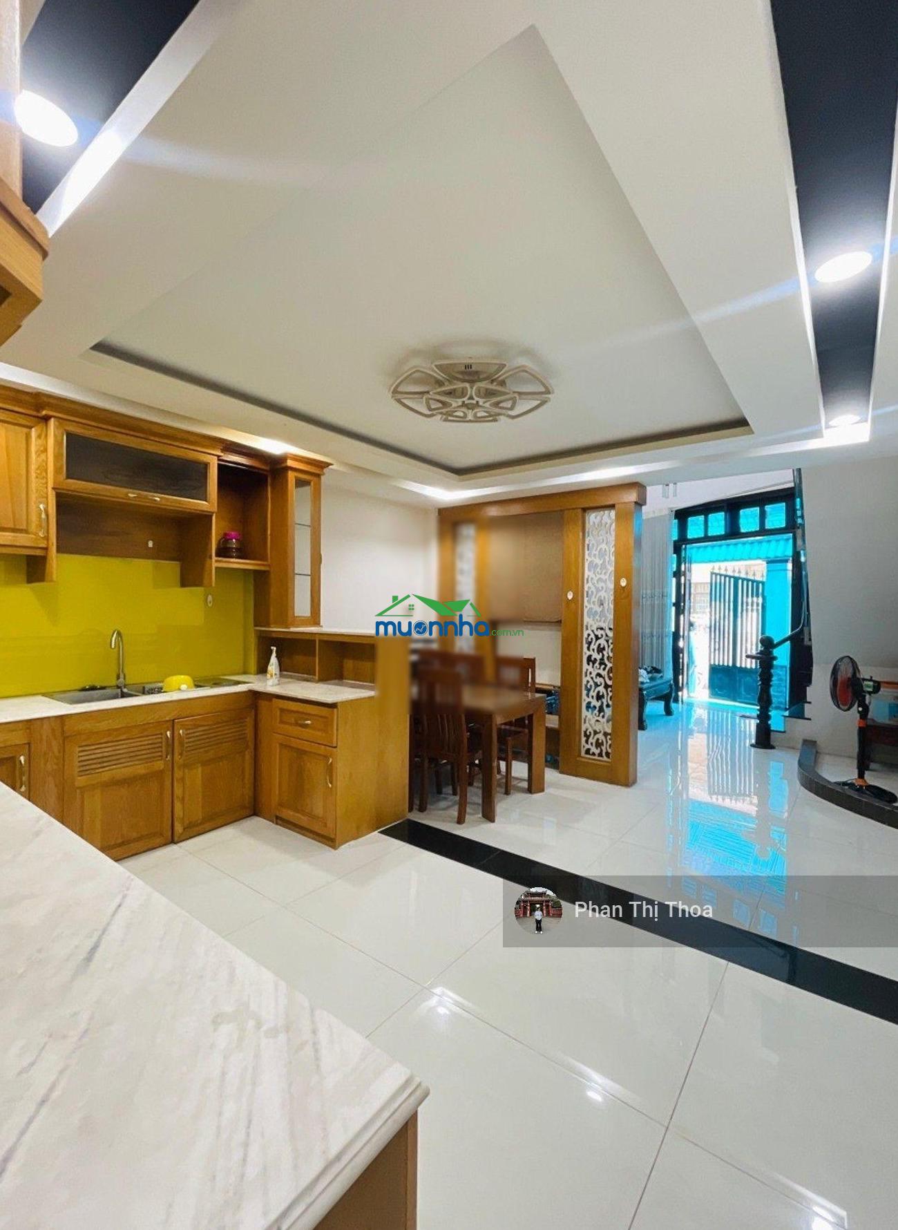 Nội thất gỗ cao cấp - 60m2, 4 tầng, ngang 4,6m, sân để xe - dương quảng hàm cạnh vincom - chỉ 7,2ty - 2