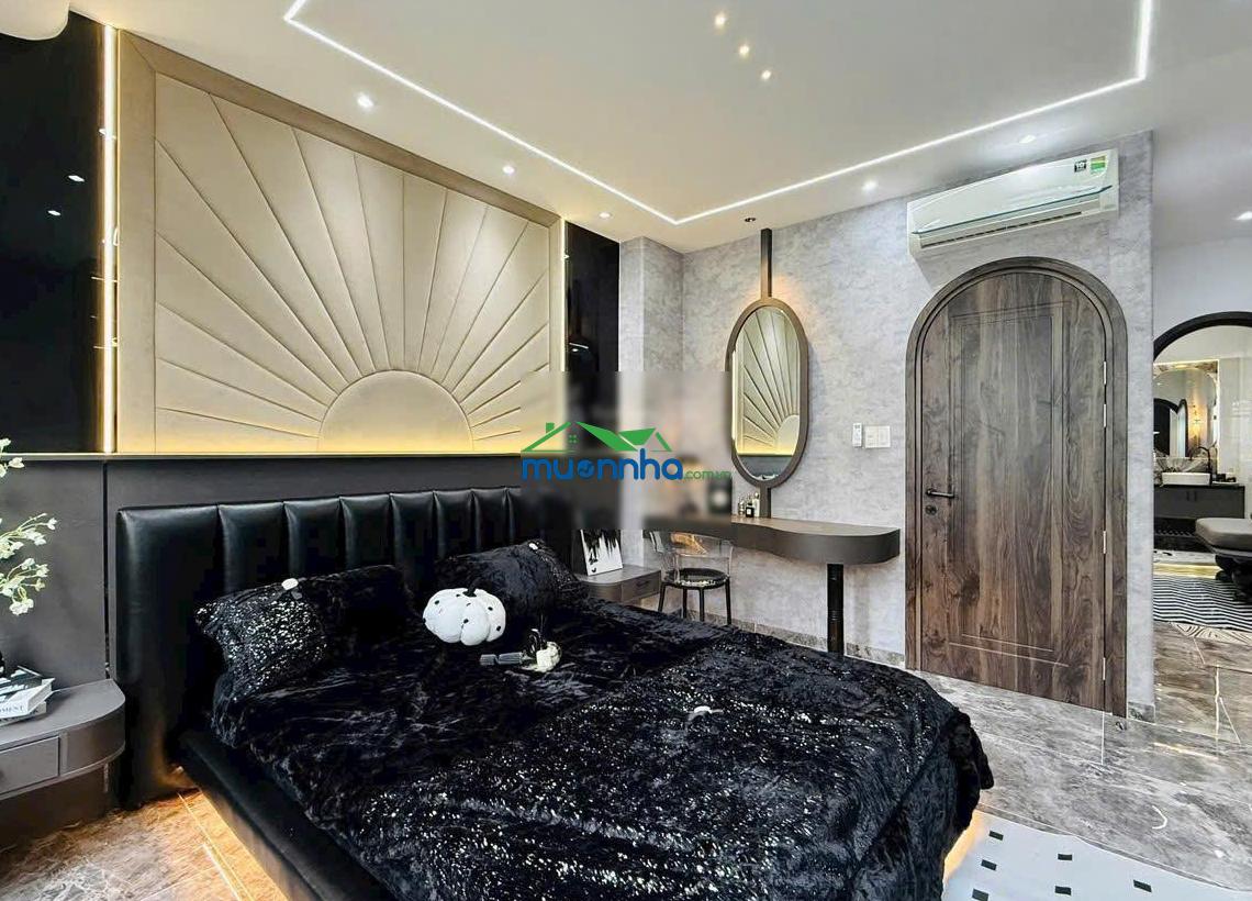 Chủ bán gấp 2,2 tỷ. nhà 42,3m2 gần vạn hạnh mall. xây 1 trệt 2 lầu - sân thượng, đường vô 5m - 3