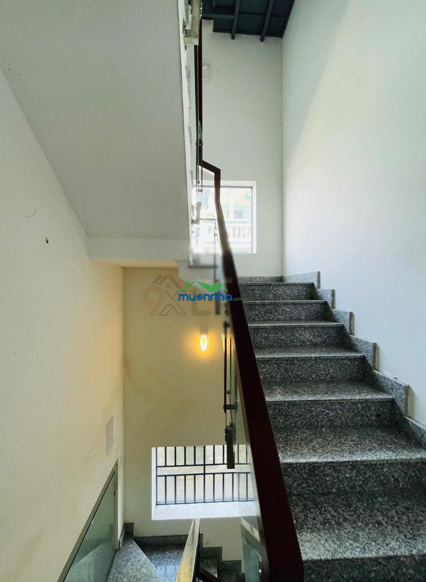 Chdv thu nhập 30tr/th - 10p - 4 tầng - chỉ 9,5 tỉ - ngay đại học cảnh sát - chủ cần tiền gấp bán - Ảnh 3
