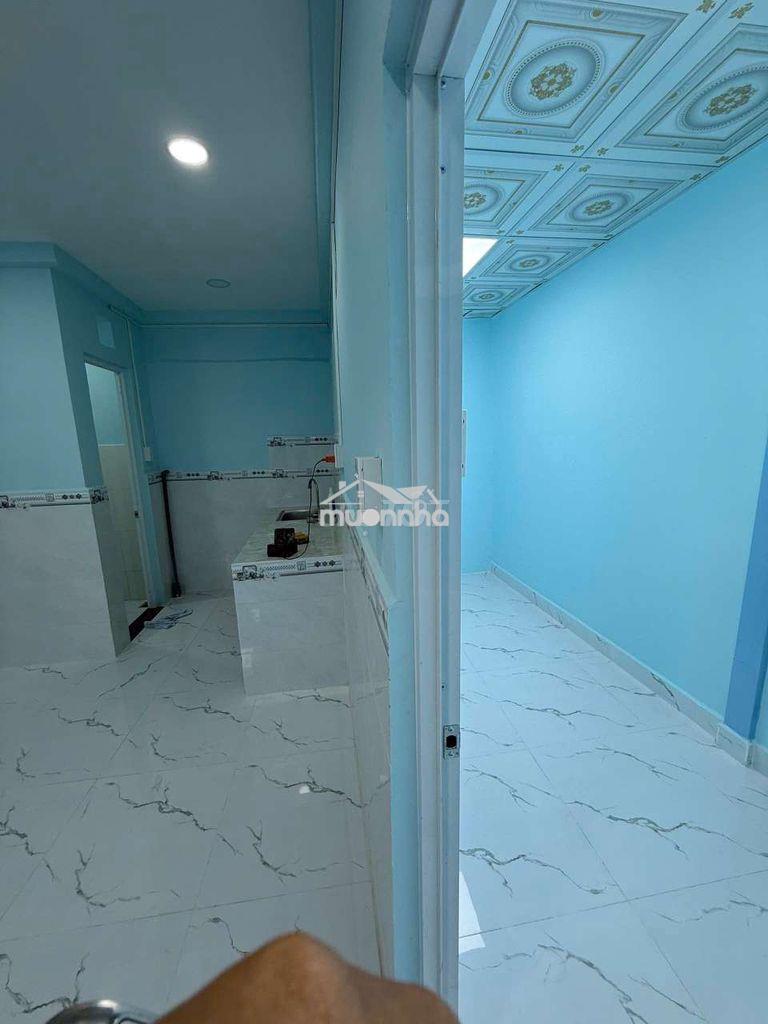 Cho thuê nhà nguyên căn 3 phòng ngủ mặt tiền đường 