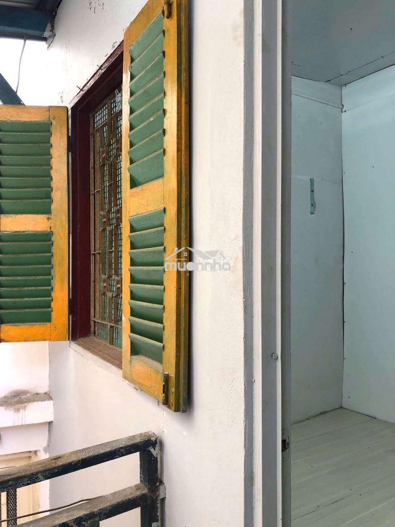 Nhà q1 _4 phòng ngủ giá chỉ 6tr