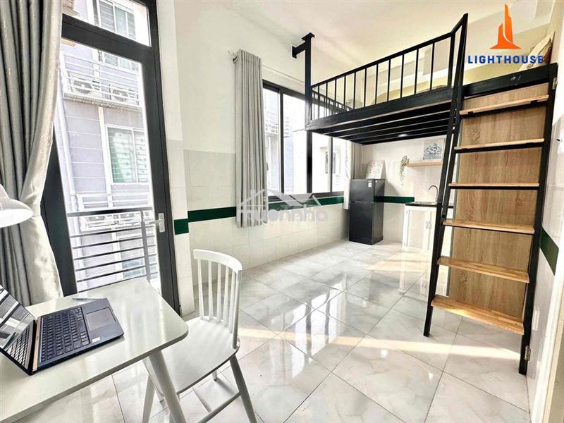 Duplex - gác cao - ban công