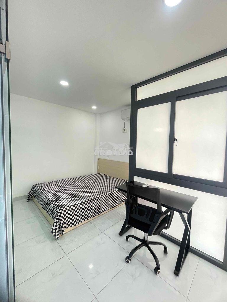 Cho thuê phòng ban công full nội thất giá 3tr3