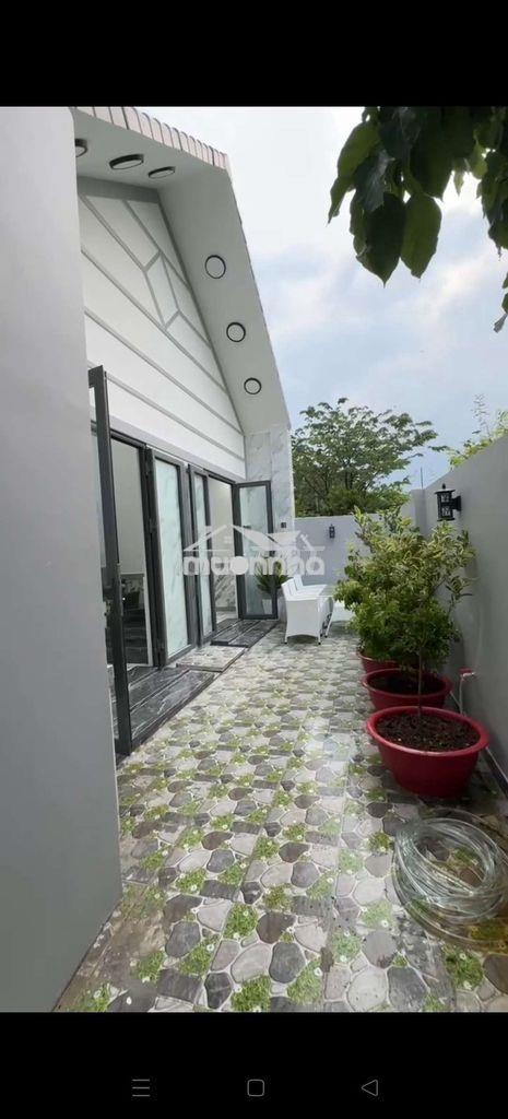 Nhà đẹp 7x10 bà điểm, mới 100%