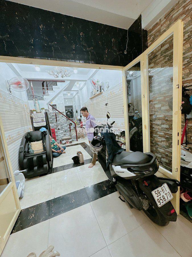 Cần bán gấp căn nhà 4 tầng gần trường đh sư phạm – 30m2 – nguyễn trãi