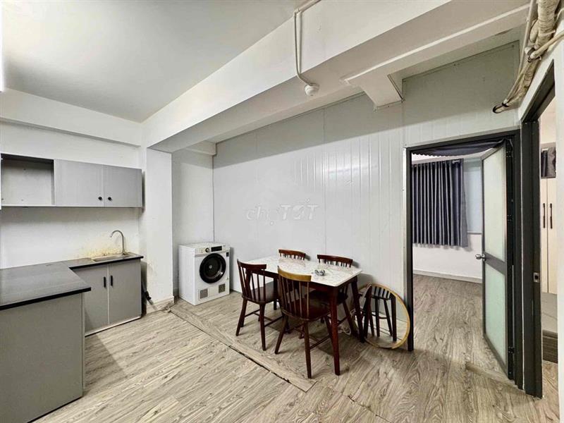 Cho thuê căn hộ 3 phòng ngủ - sát quận 10 - full nội thất nhà mới 100%