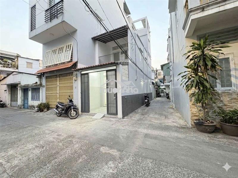 Chính chủ cần cho thuê nc mới 100% hẻm 2t5 khu phú nhuận