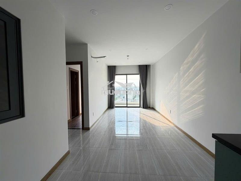 Thuê căn hộ gần làng đại học – giá giảm chỉ còn 5.5 triệu/tháng