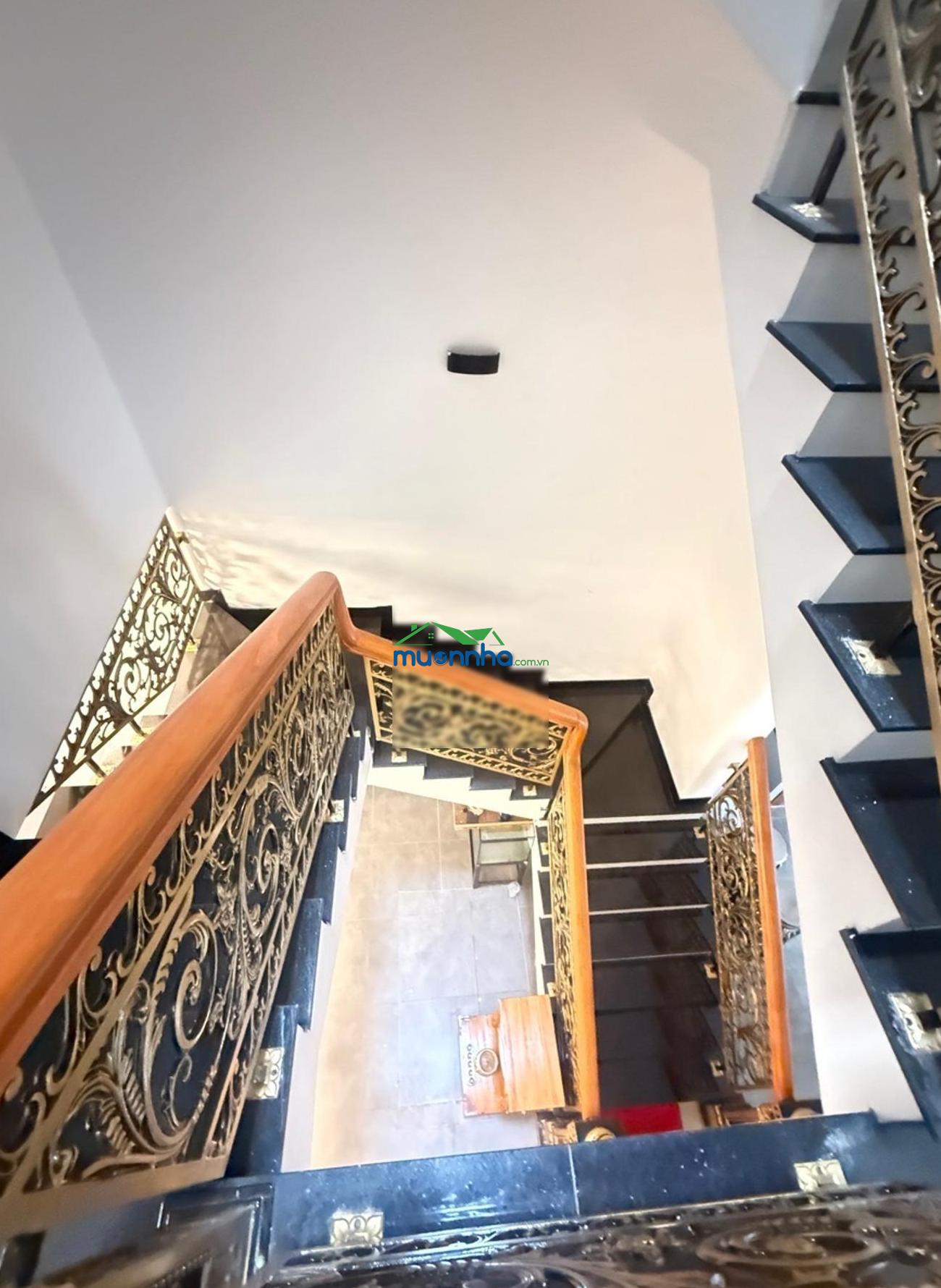 Nhà 4 tầng mới xây gần bên hoàng diệu 2, 10,5 tỷ