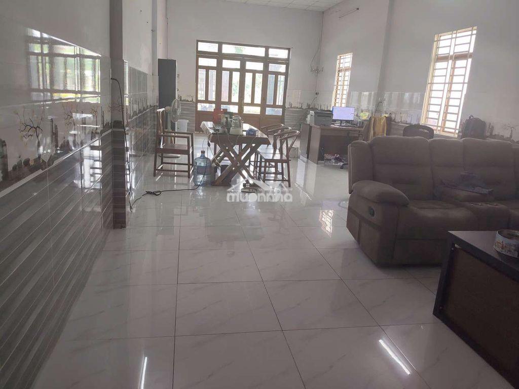 Nhà mặt tiền tp mới bình dương dt 150m - 2