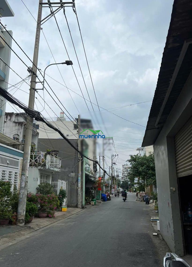 Bán nhà nguyễn hữu tiến - lê trọng tấn. dt: 4x16m, a4 - hẻm 10m xe tải thông - 2