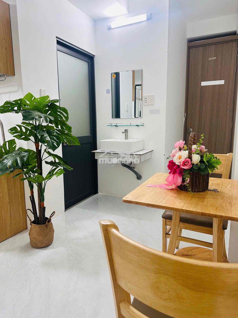 2pn trống sẵn vào ở ngay - thang máy