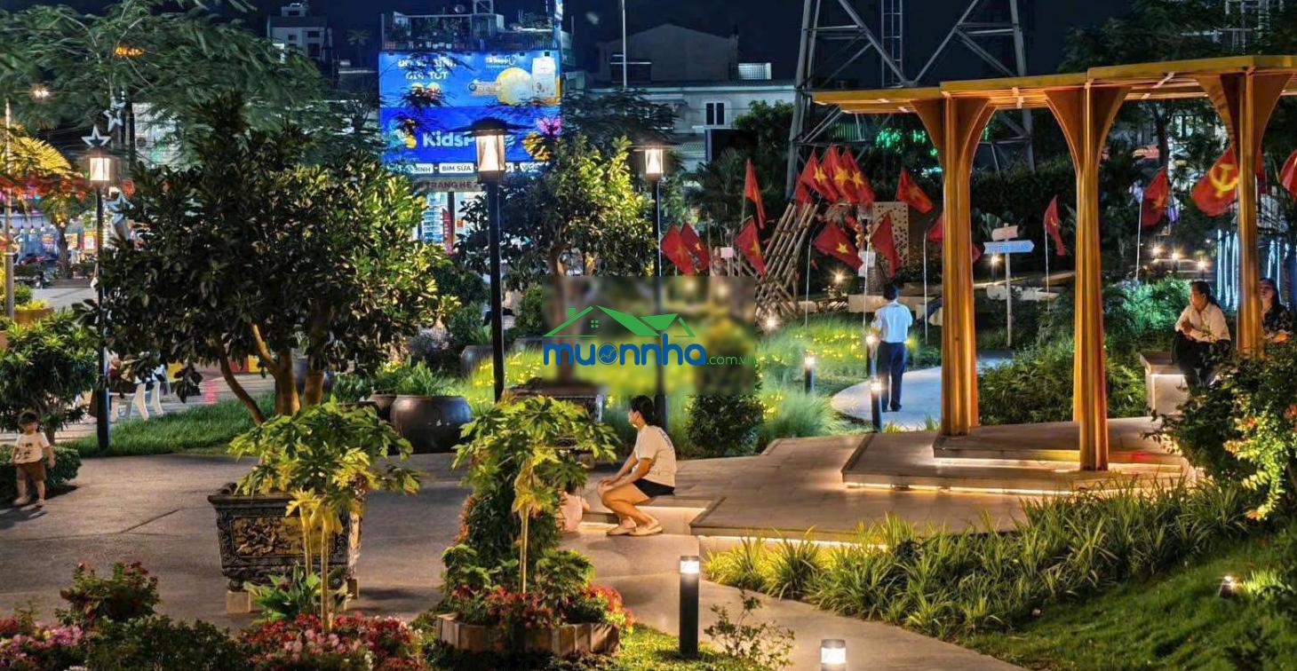 Cho thuê căn góc đẹp nhất bcons city view 2 hồ bơi, view phố đi bộ, view nhà phố triệu đô