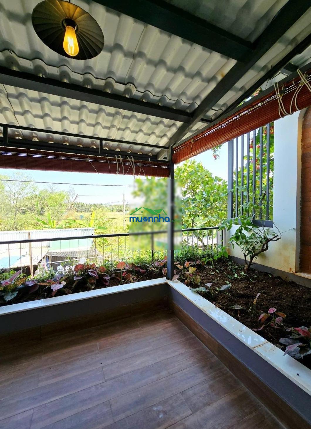 4,09 tỷ ngon nhất long trường, 2 tầng, 3pn 3wc, đường 6m, sổ hoàn công, chủ cực kỳ gấp bán