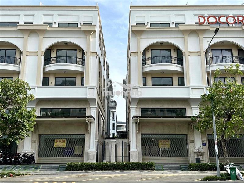 Cho thuê shophouse đinh thị thi, 7x21m, 5 tầng nhà đẹp, có thang máy