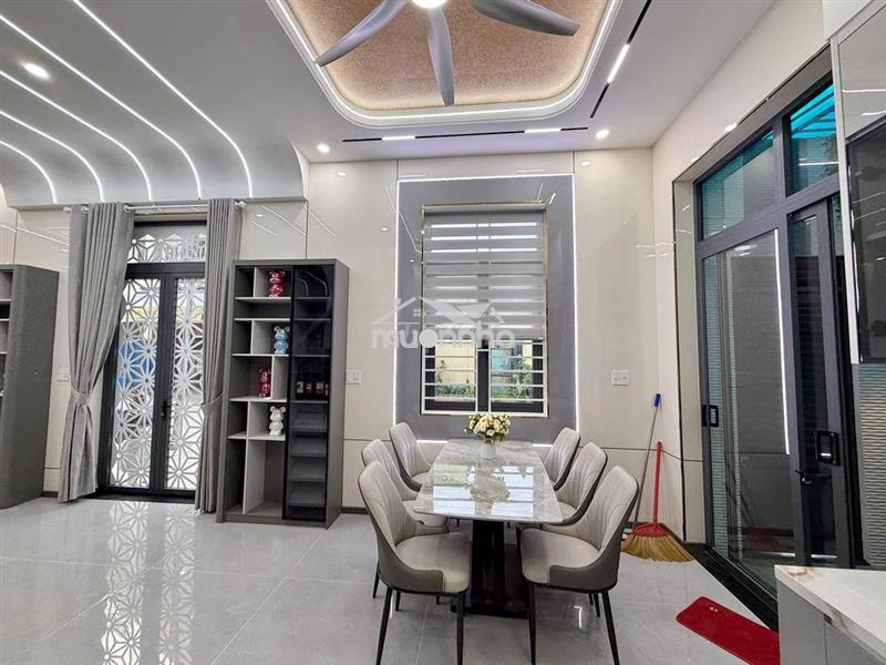 Bán nhà long bình quận 9 70m² gần vinhomes grand park giá 5.2 tỷ