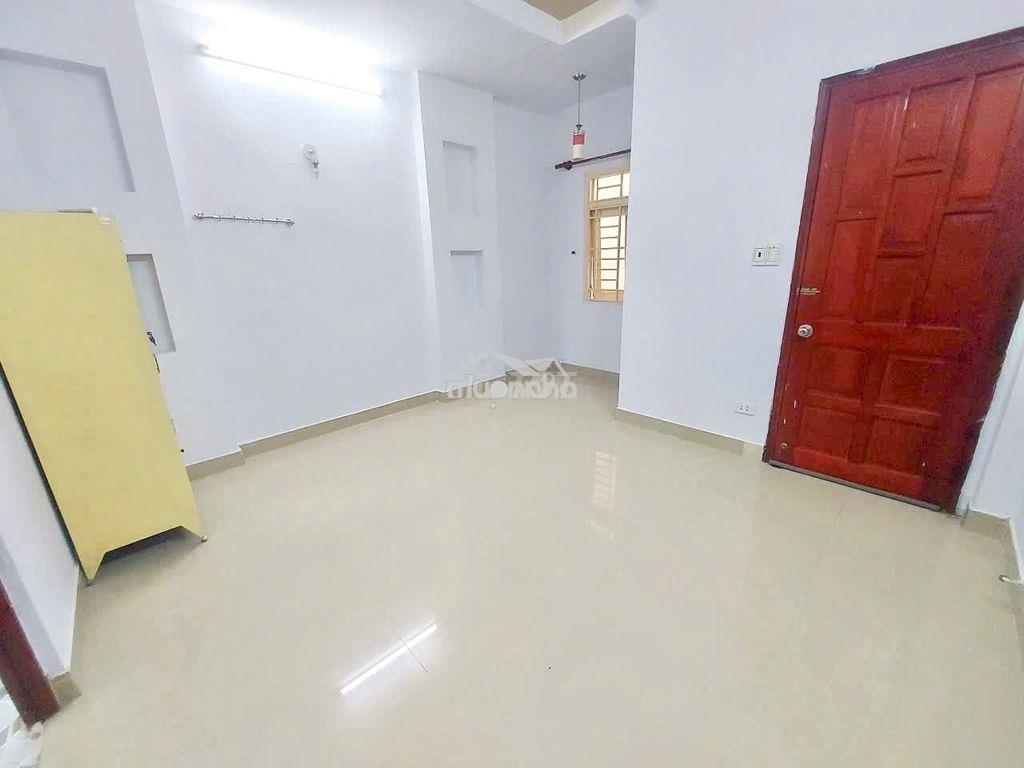 Sẵn phòng ở liền được - free nửa tháng tiền thuê - 2