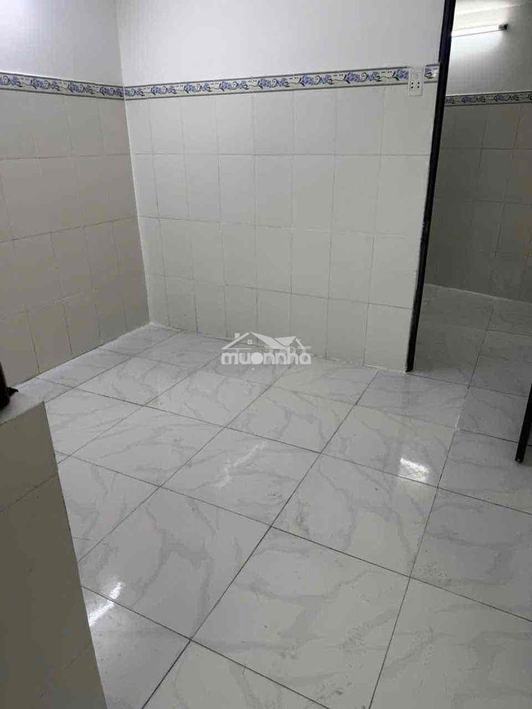 Nhà sạch sẽ tân thới hiệp, q12. 3,4mx 12m,1tr,1lầu,2pn,1wc. hẻm 3 gác - 4