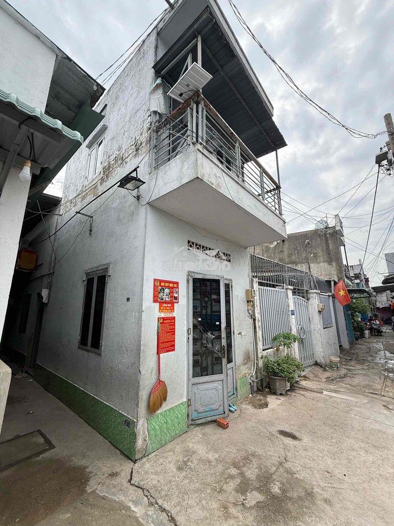 Phòng 1 lầu ngay sau thpt võ trường toản q12 - 3