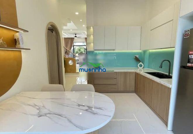 Chủ nhà kẹt vốn bán gấp nhà 2 tỷ 8 gò vấp dt 60m² hxh 4,2m, shr cầm, nội thất full, dọn vào ở ngay - 2