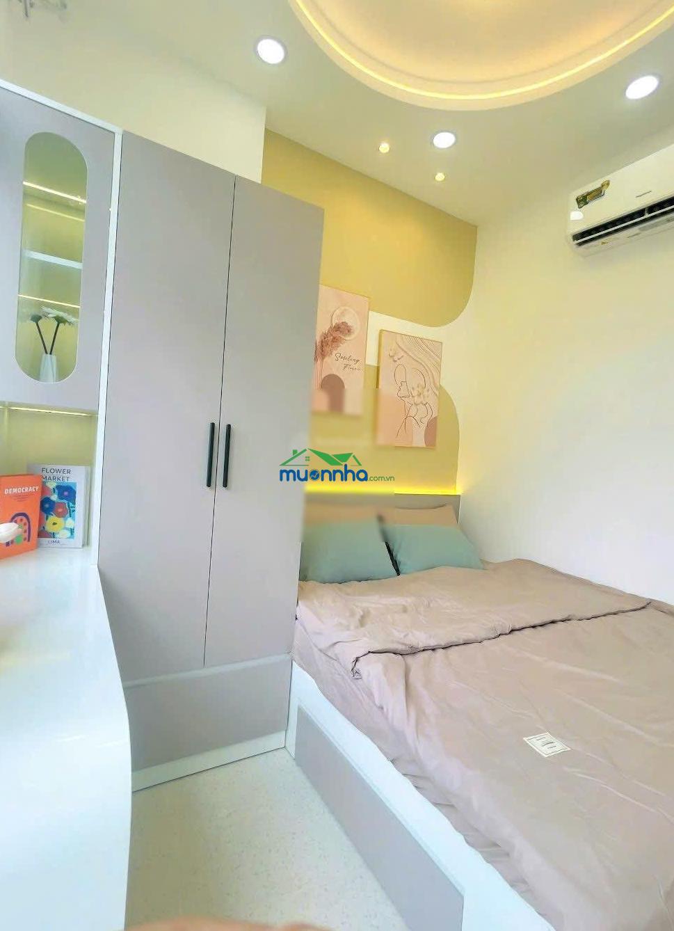 Chỉ 4 tỷ, nhà hẻm xe hơi, ngay đại học công nghiệp hcm