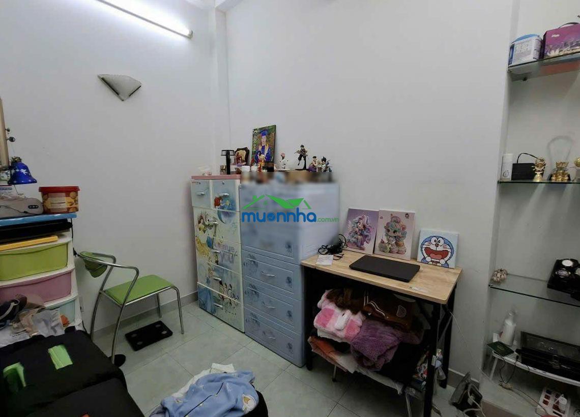Sát quận 10. sát hẻm ô tô. 4 tầng bê tông cốt thép. 5 phòng ngủ. 5 tỷ 5 - 2