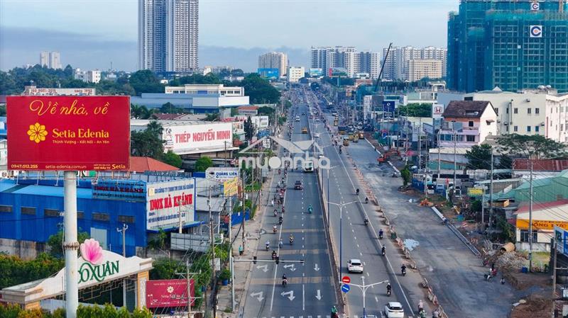 Chính chủ gửi bán lô đất có 2 căn nhà mặt tiền sông, sổ riên