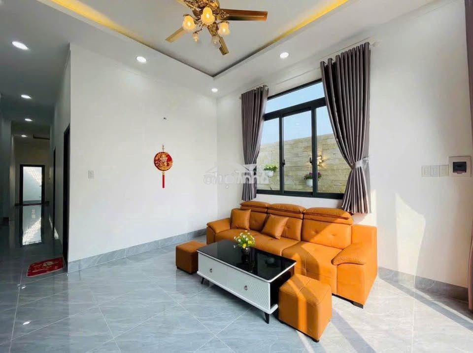 Nhà cấp 4 giá 1350 mặt tiền hl15 - 2