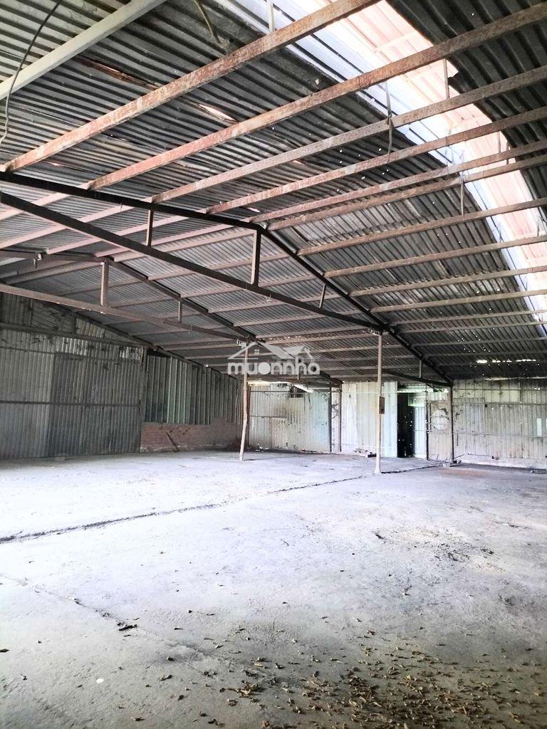 Xưởng 300m2 giá 7tr/th vĩnh lộc b 