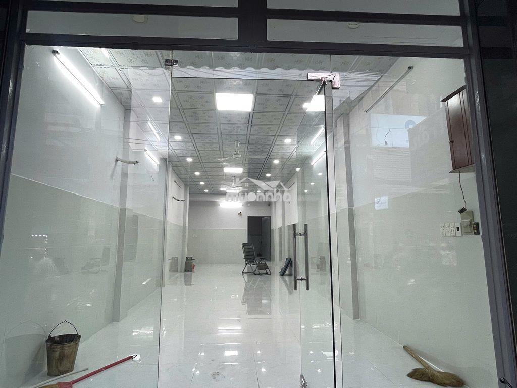 Mặt tiền đường âu cơ nhà mới 100%. - 2